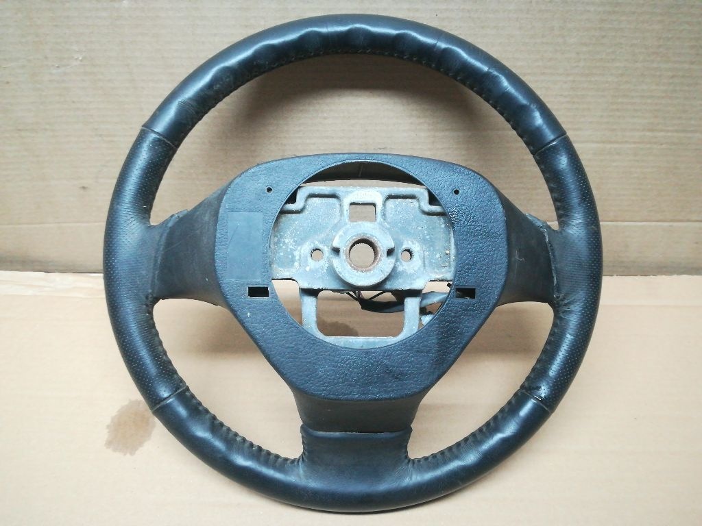 Руль к Mazda 6 2003
