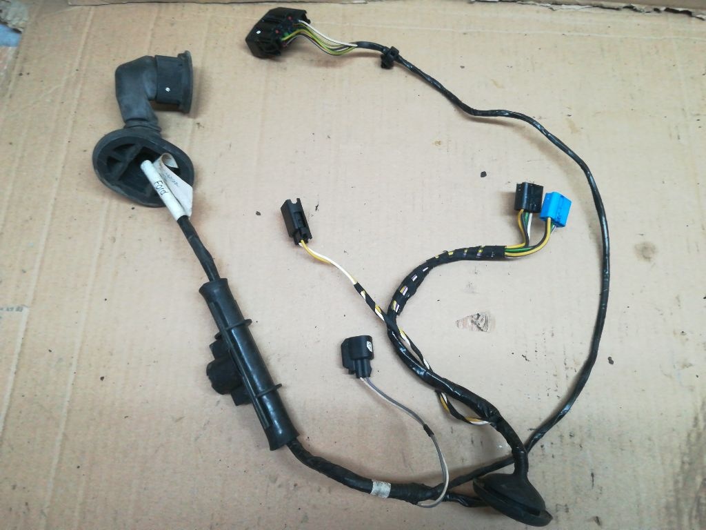 Проводка двери к Ford Fiesta 2003