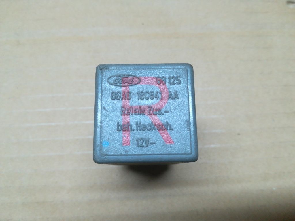 Реле (прочие) к Ford Escort 1999
