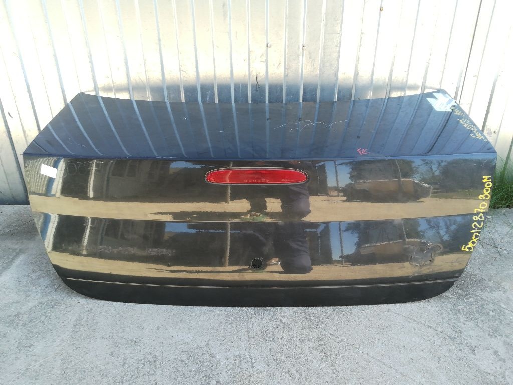 Крышка багажника (дверь 3-5) к Chrysler 300M 2001