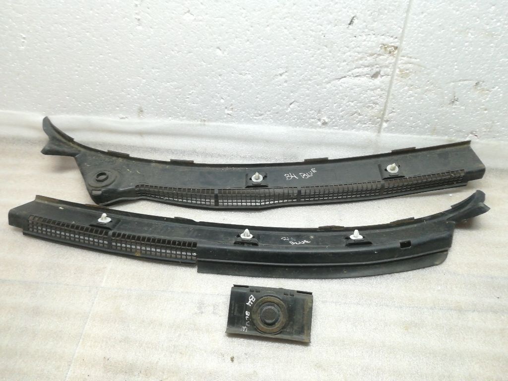 Дождевик к Volkswagen Passat 1995