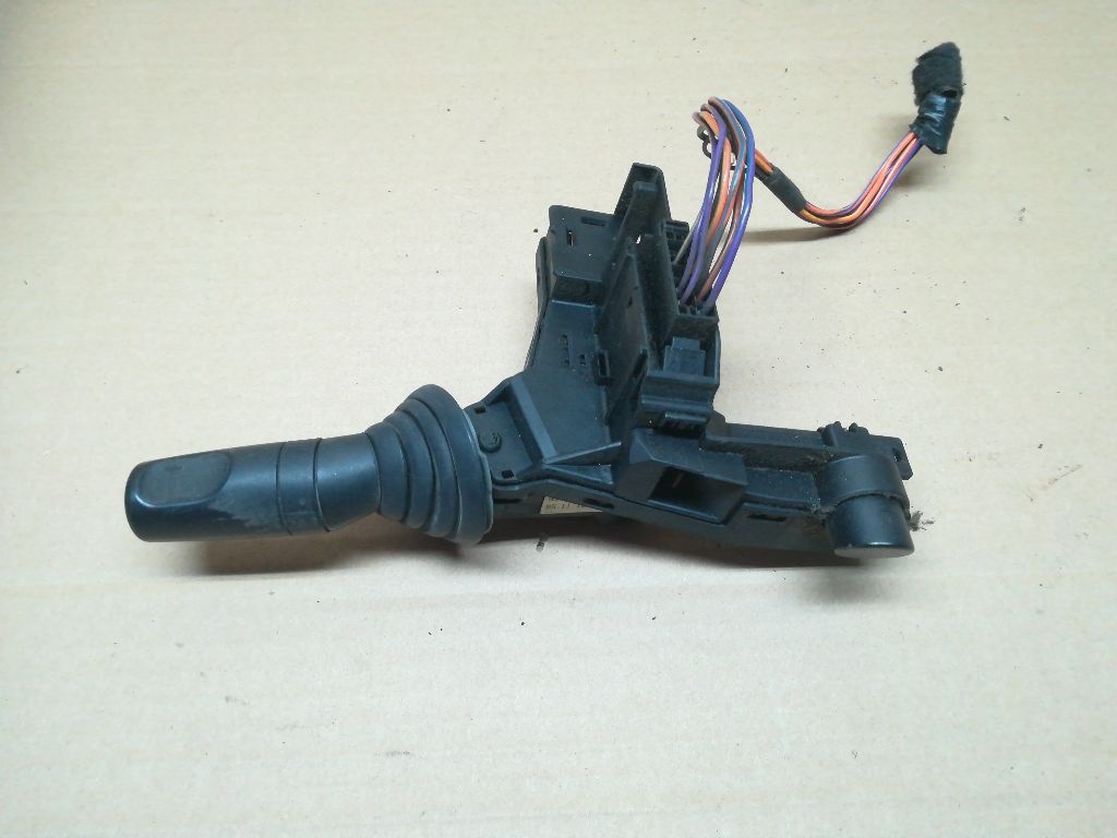 Переключатель поворотов к Ford Mondeo 1995