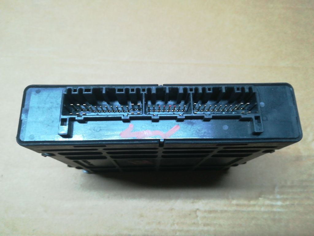 Блок управления АКПП к Mitsubishi Space Wagon 2001