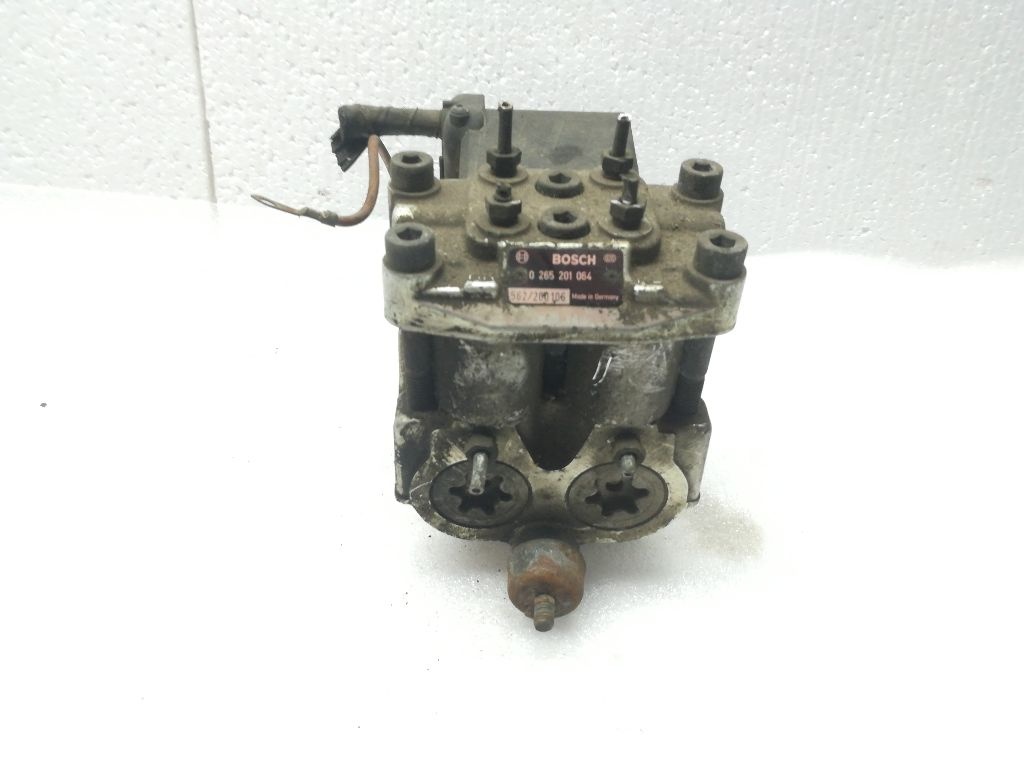 Блок ABS к Nissan Primera 1995