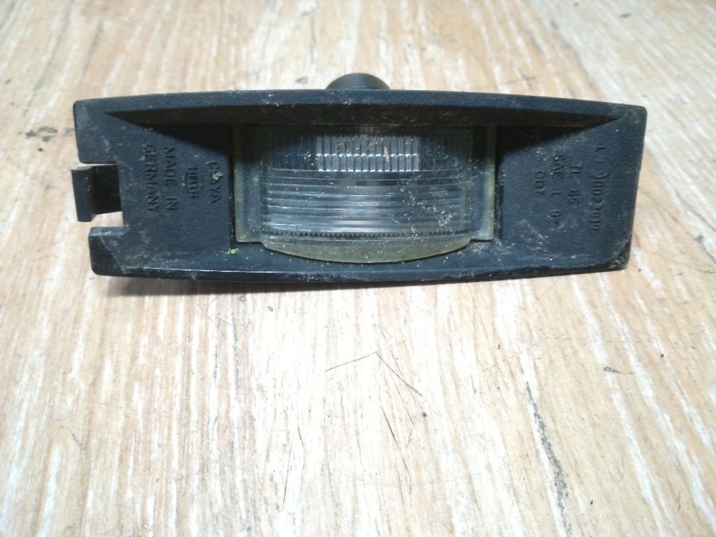 Подсветка номера к Ford Fiesta 2001