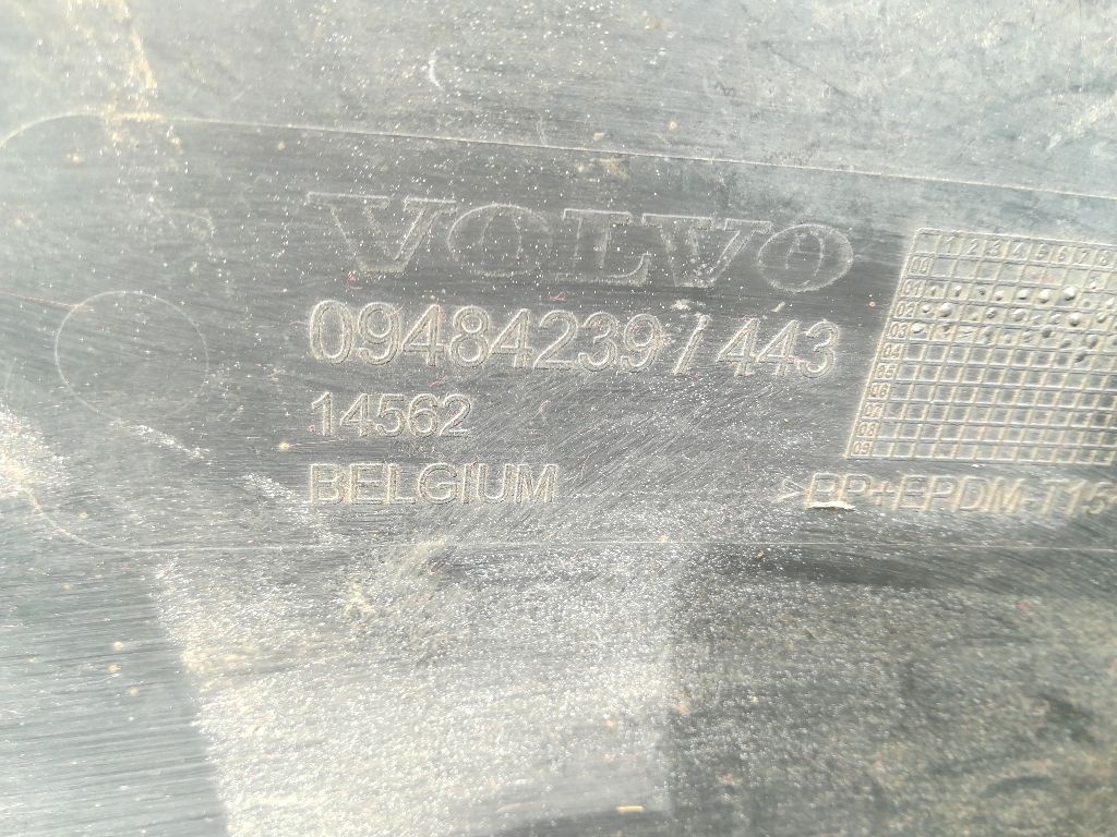Бампер передний к Volvo V70 2003