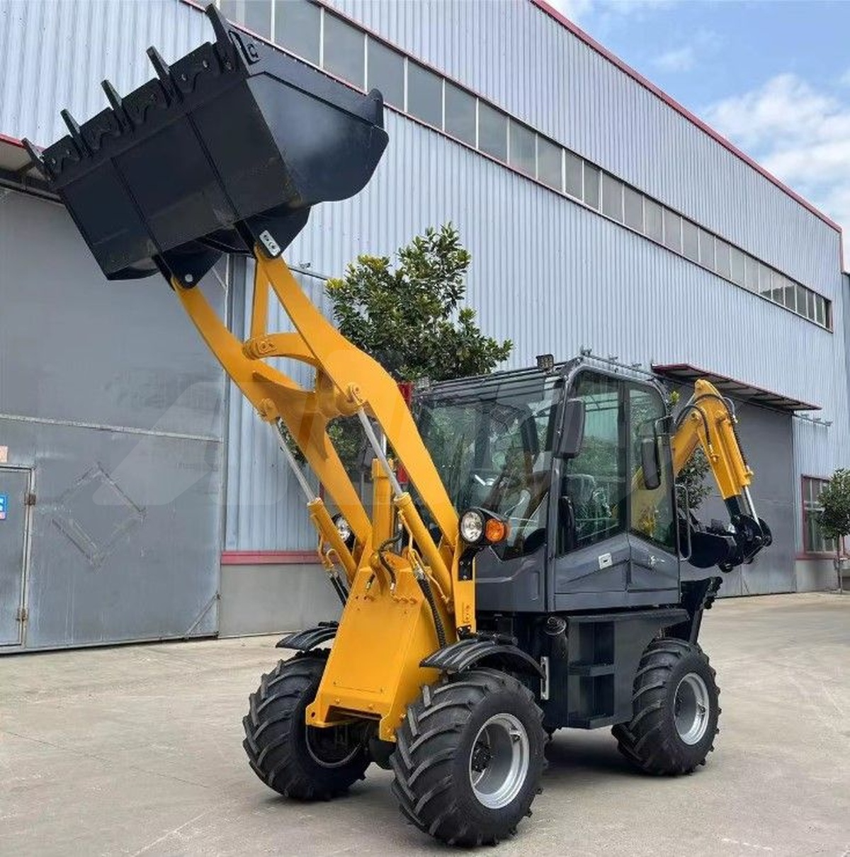 экскаватор-погрузчик CAT 504 2025