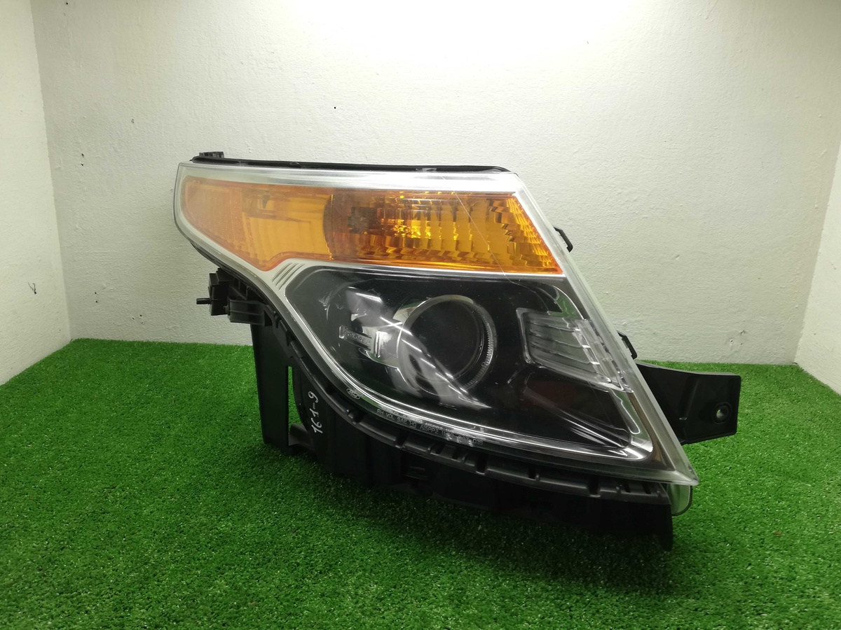 Фара правая к Ford Explorer 2012