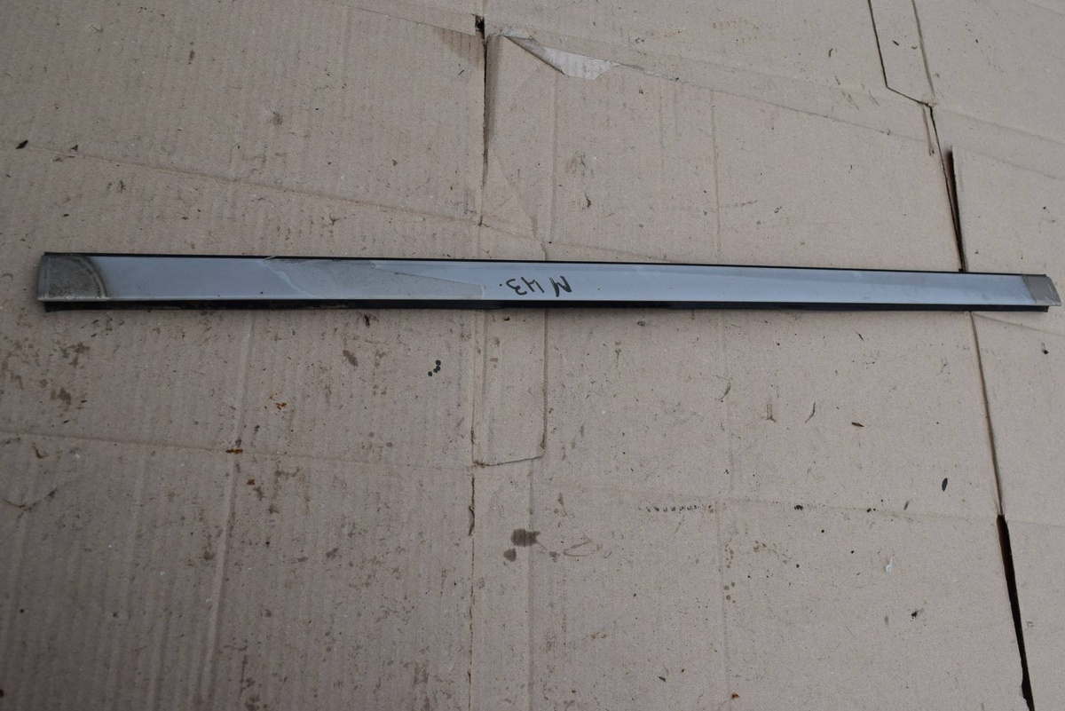 Молдинг крыши к Volvo XC70 2002