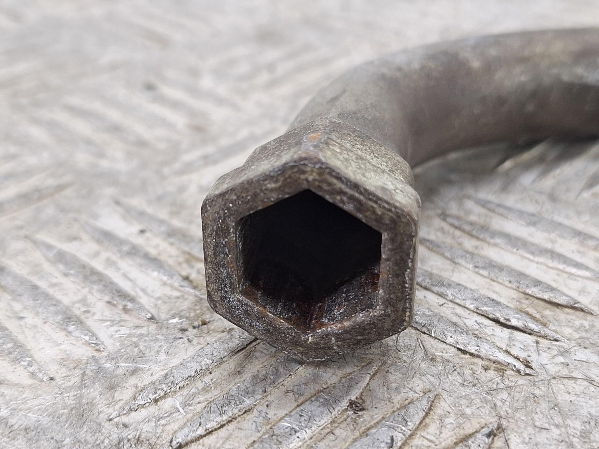 Ключ колесный (балонный) к Skoda Octavia 2008