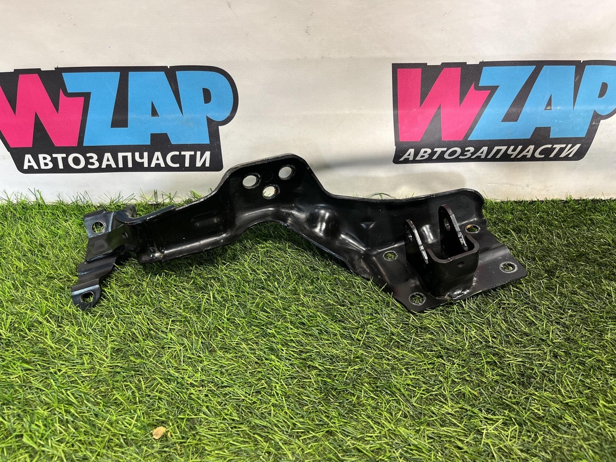 Кронштейн двигателя к Ram 1500 2021