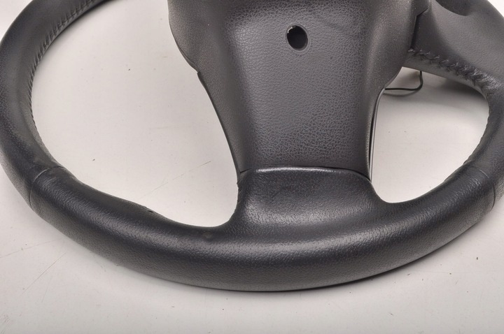 Руль к Nissan Micra 2010