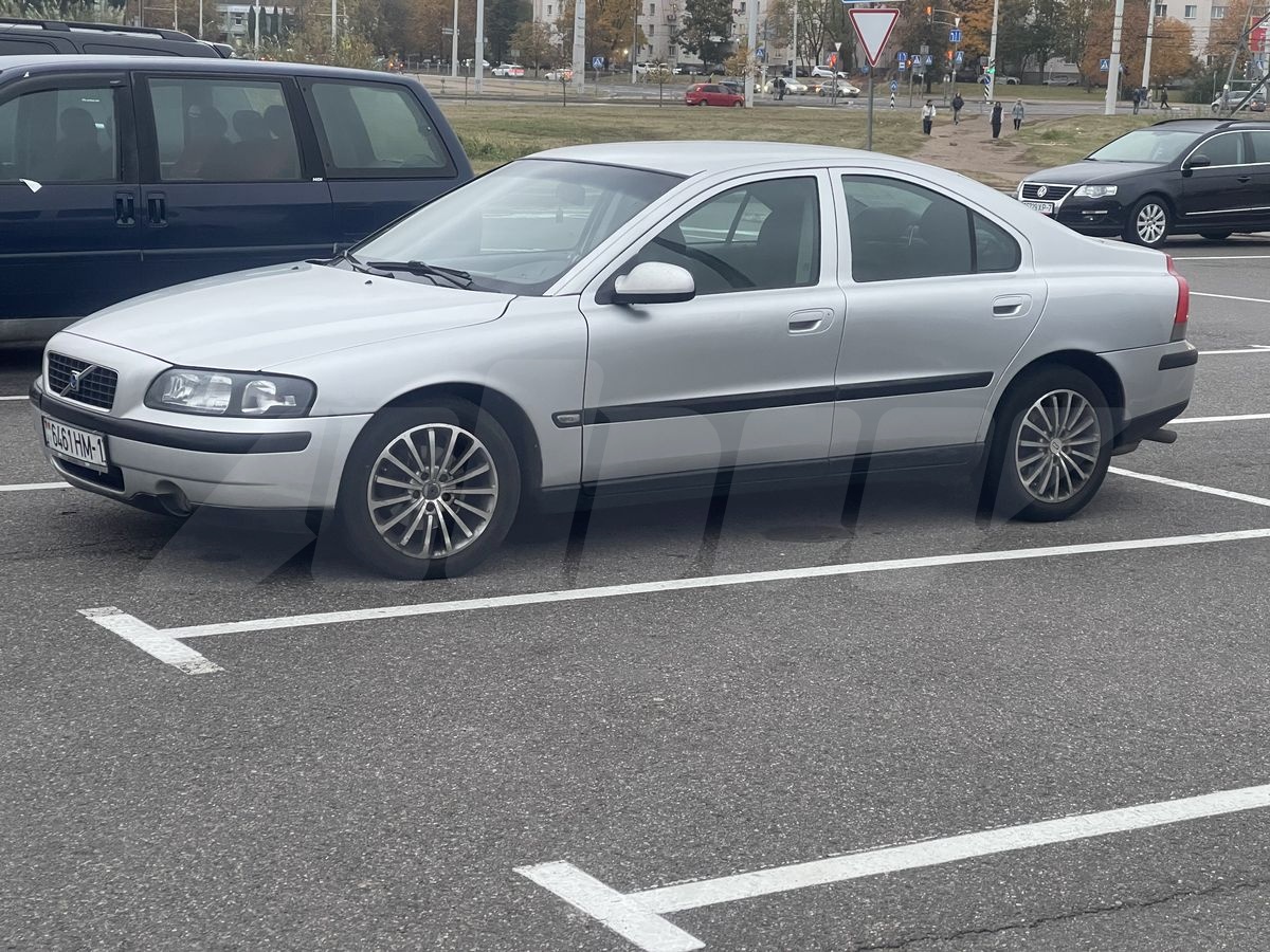 Volvo S60 I, 2003
