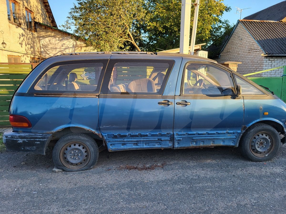 Toyota Previa I (XR10, XR20), 1992
