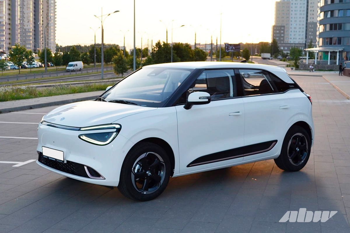 Повод поднять цены: как продавцы новых электрокаров реагируют на ажиотаж из-за квот