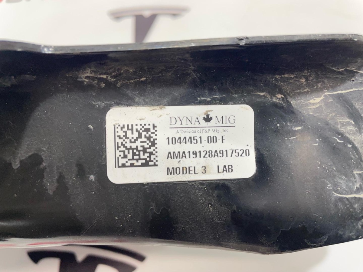 Рычаг задний к Tesla Model 3 2019