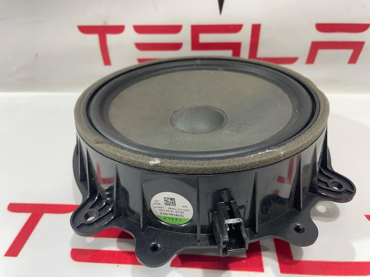 Динамик к Tesla Model 3 2019
