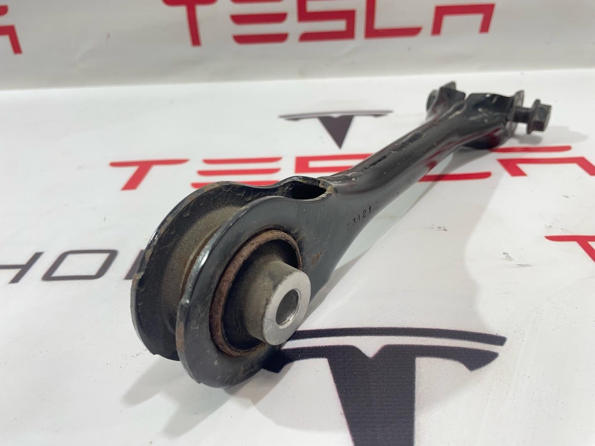 Рычаг задний к Tesla Model 3 2019