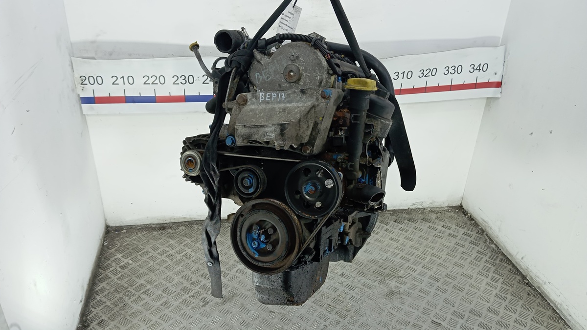 Двигатель к Opel Combo 2005