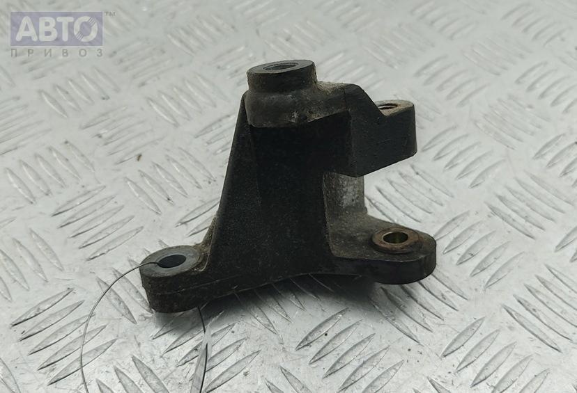 Кронштейн КПП к Ford Focus 1999