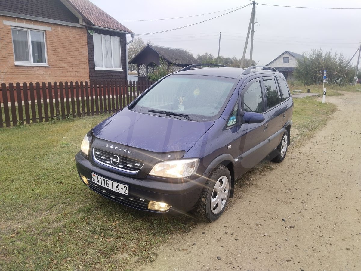 Opel Zafira A, 2001