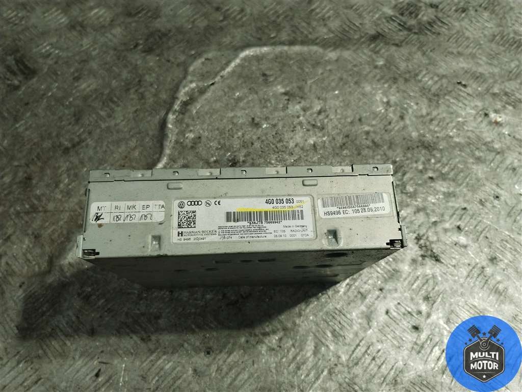 Блок радио к Audi A4 2010