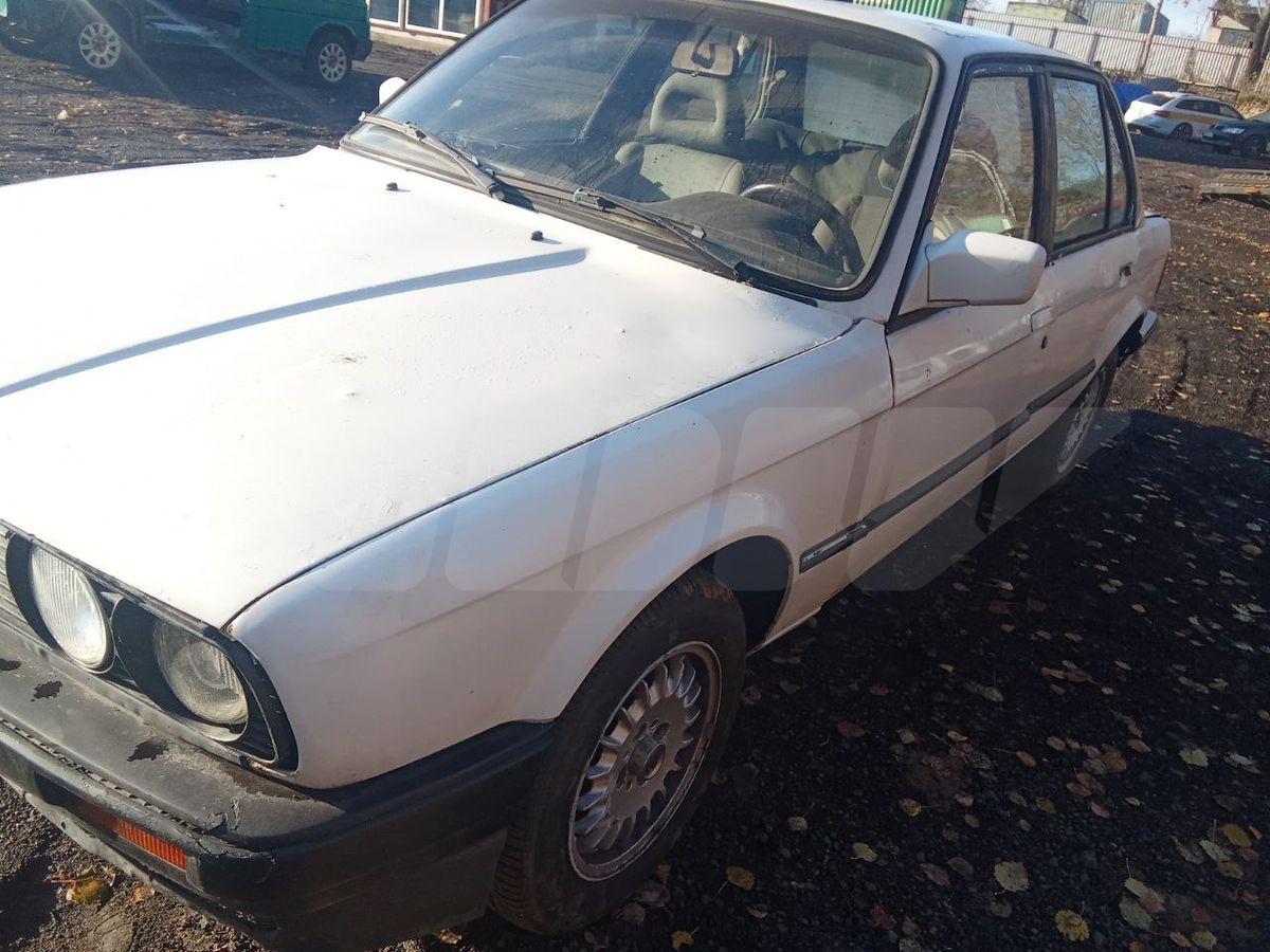 BMW 3 series II (E30), 1985