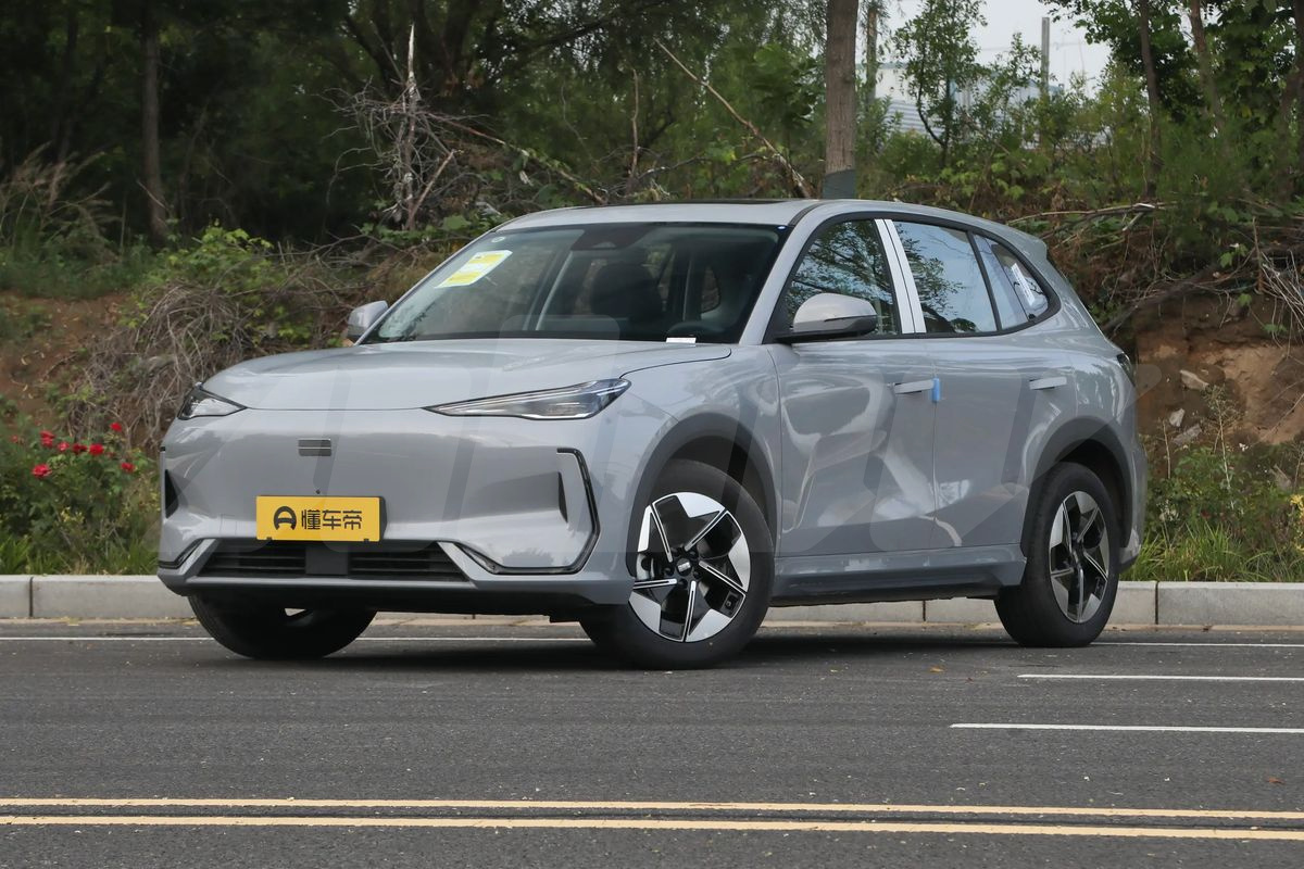 Geely Galaxy E5 I, 2026