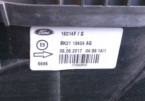 Фонарь задний правый к Ford Transit Custom 2012