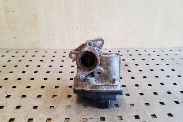 Клапан EGR к Nissan Note 2013