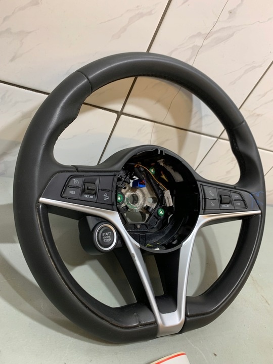 Руль к Alfa Romeo Stelvio 2016