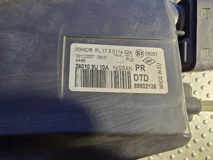 Фара правая к Nissan Note 2005