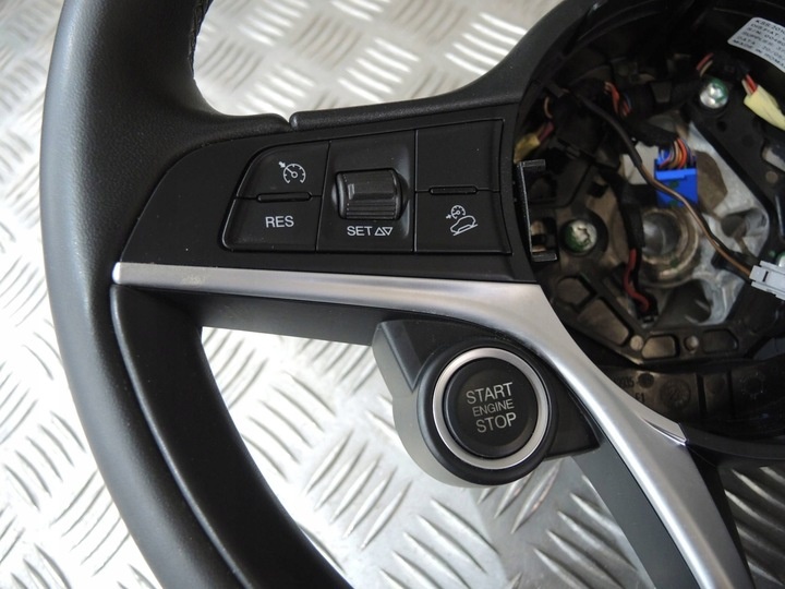 Руль к Alfa Romeo Stelvio 2016