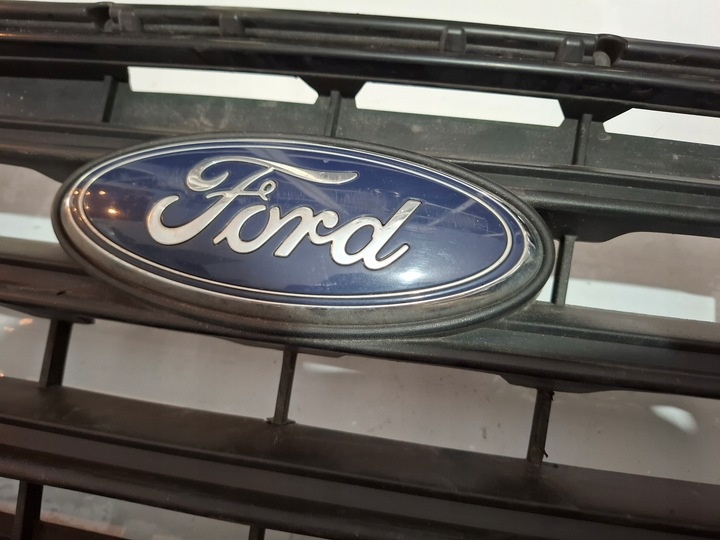 Решетка радиатора к Ford Transit 1995