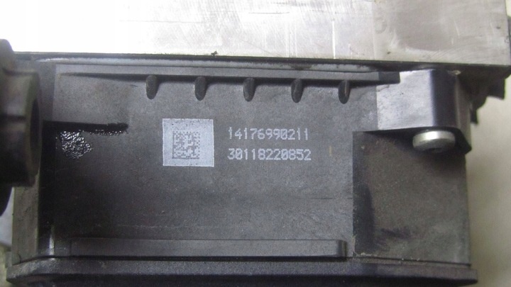 Блок ABS к Audi Q3 2011