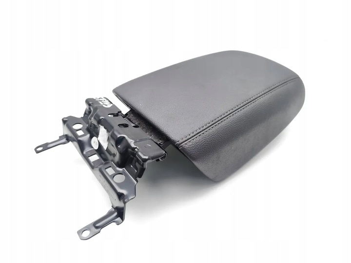Подлокотник к Ford Kuga 2013