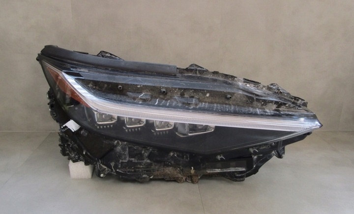 Фара правая к Toyota bZ4X 2022