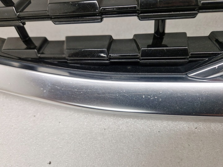 Решетка радиатора к Volvo S60 2018
