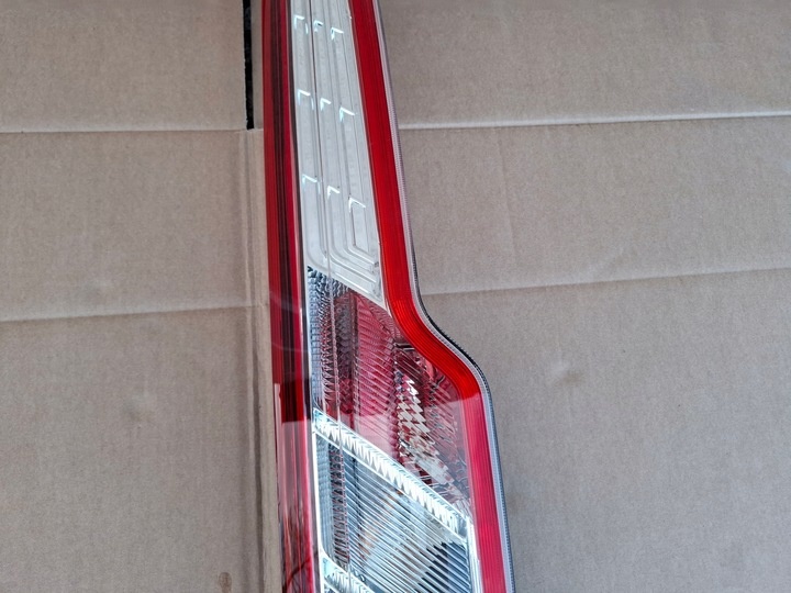 Фонарь задний левый к Ford Transit Custom 2012