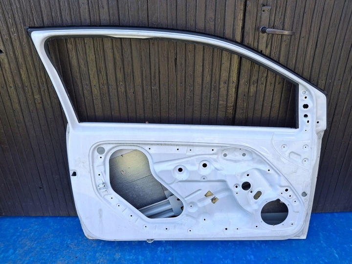 Дверь передняя левая к SEAT Mii 2011