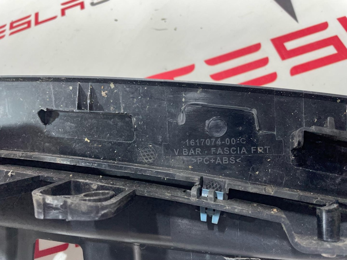 Молдинг бампера переднего к Tesla Model X 2022