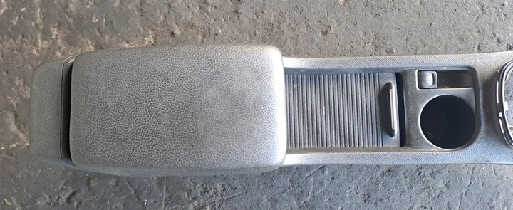 Подлокотник к Opel Astra 2009