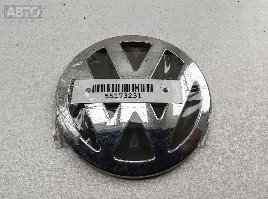 Эмблема к Volkswagen Passat 2004