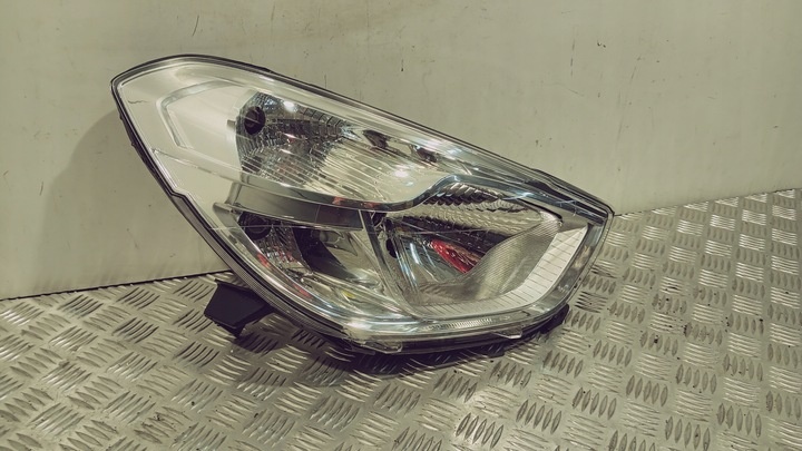 Фара правая к Dacia Dokker 2012