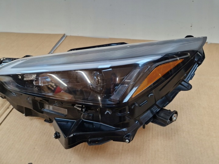 Фара левая к Lexus NX 2014