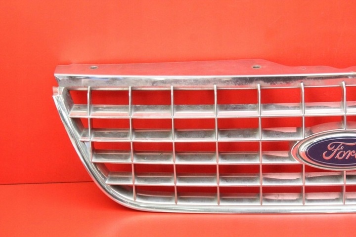 Решетка радиатора к Ford Explorer 2002