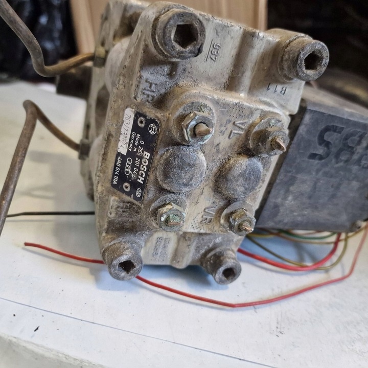 Блок ABS к Audi S4 1997