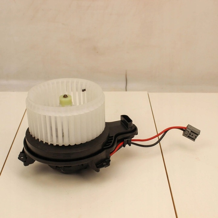 Отопитель в сборе (печка) к Ford Kuga 2013