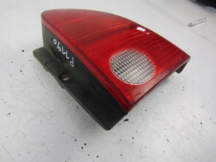 Фонарь задний правый к SEAT Arosa 1997