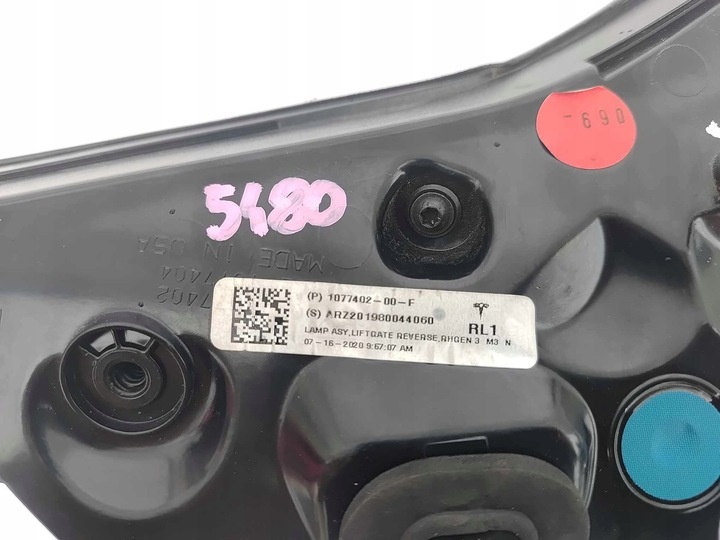 Фонарь задний правый к Tesla Model 3 2017